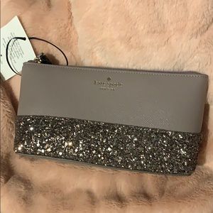 Kate Spade Makeup Bag. Cosmetic bag.